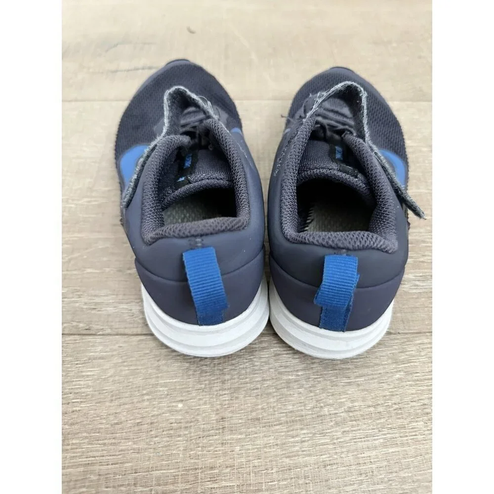 Nike Strap Sneakers